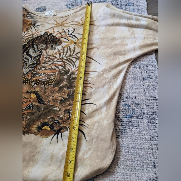 Vintage ADOLFO SPORT tiger print women’s shoulder pads sweater - Picture 6 of 7